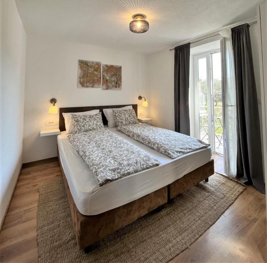 Apartment Lorun 47 Tar-Vabriga Екстериор снимка
